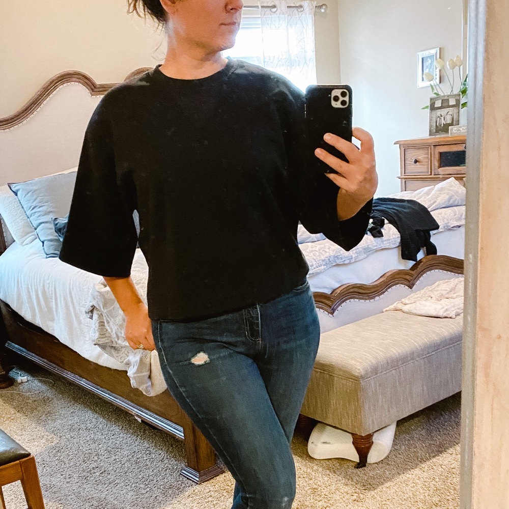 The North Face Cropped Wide Arm Sweat Shirt